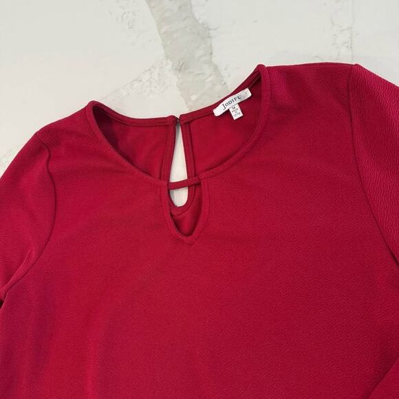 Jodifl Long Bell Sleeve Scalloped Hem Blouse Women’s Medium Bright Red Keyhole - Picture 4 of 7